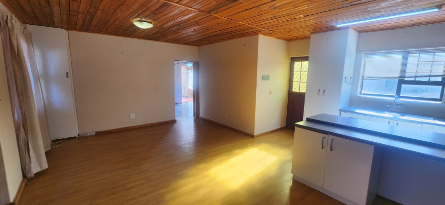 5 Bedroom Property for Sale in Dana Bay Western Cape